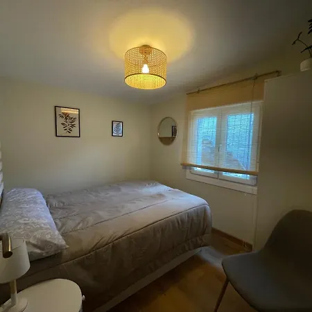 Casita Independiente Y Tres Con Piscina Ladeira Playa * Baiona