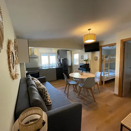 Casita Independiente Y Tres Con Piscina Ladeira Playa * Baiona