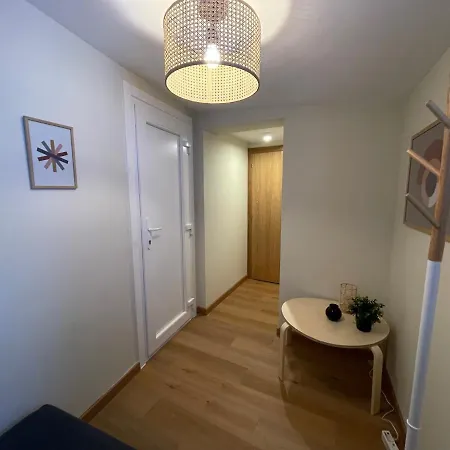 Casita Independiente Y Tres Con Piscina Ladeira Playa * Baiona