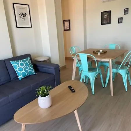 Holiday home Casita Independiente Y Tres Con Piscina Ladeira Playa