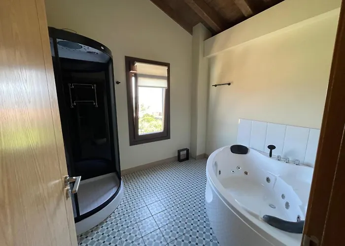 Casa vacanze Casita Independiente Y Tres Con Piscina Ladeira Playa Baiona